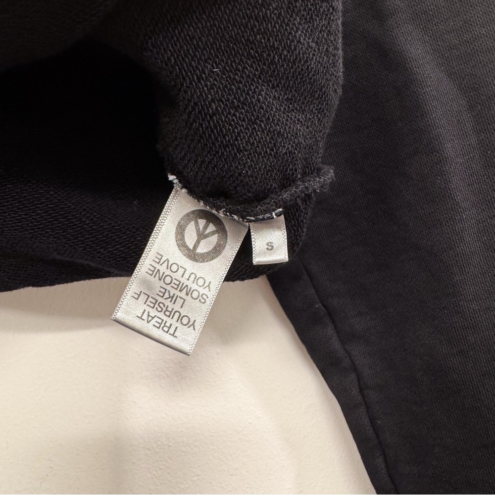 Madhappy Classic Cropped Universal Hoodie. Size small - Picture 6 of 11